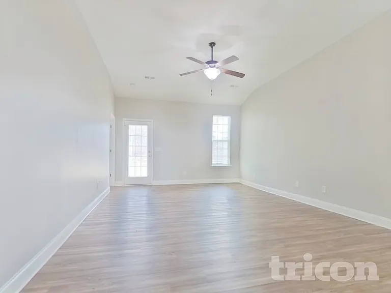 11 Sedge Ct — Photo 3