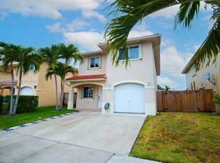 8949 SW 214th St, Cutler Bay, FL 33189