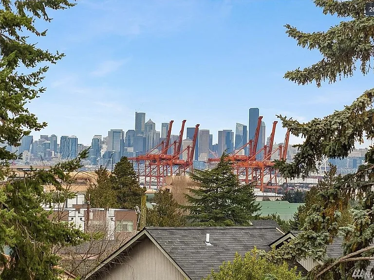 East facing rooftop deck view; downtown Seattle