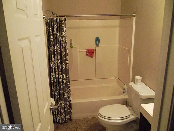 4th image of 322 Barley Dr