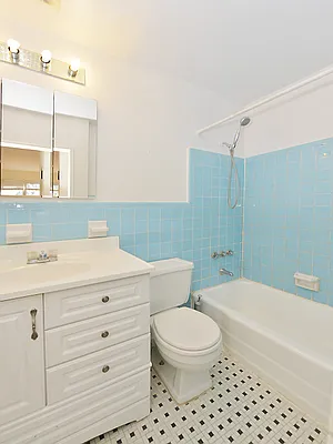 Rented by Cooper & Cooper Real Estate | media 27