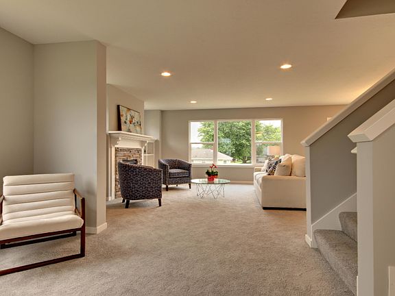 4th image of 3406 Tearose Dr #12