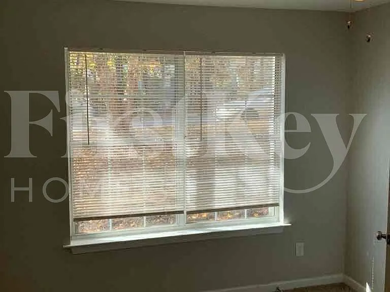 7072 Shenandoah Trl — Photo 12