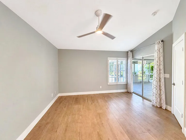 20822 Country Barn Dr — Photo 4