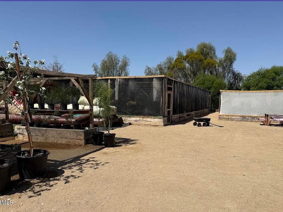 2nd image of 27702 N Black Cyn Highway #-