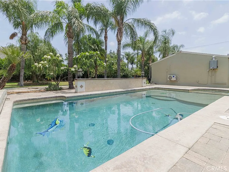 10249 Jurupa Rd — Photo 13
