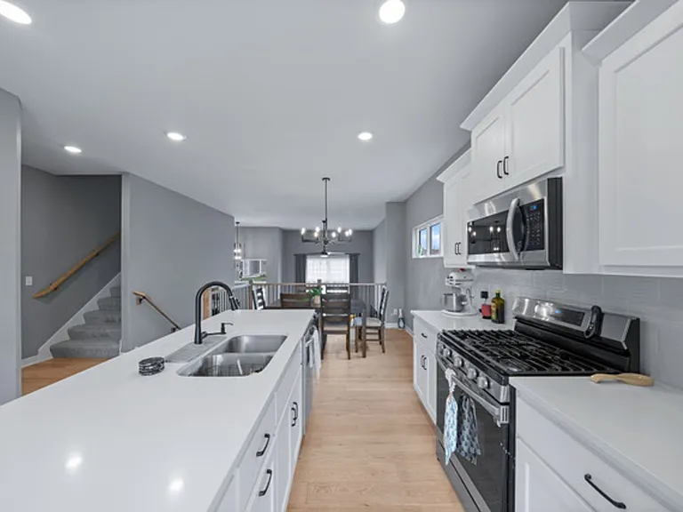 16083 Ryan Cir — Photo 12