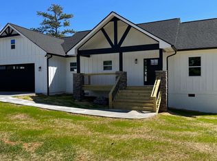 88 Longview Dr E, Blairsville, GA 30512