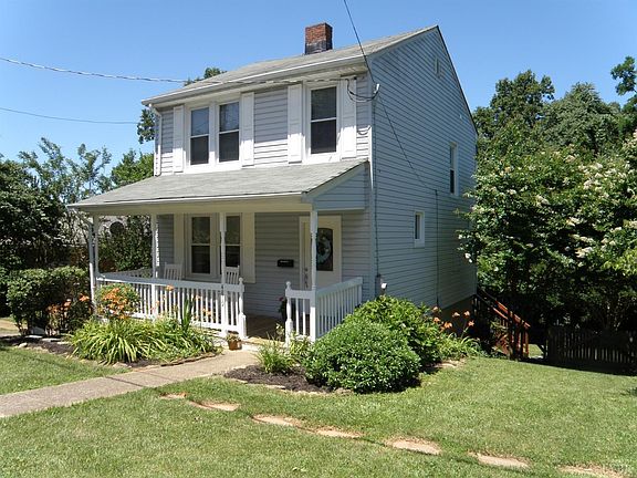 3rd image of 4819 Carver St