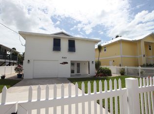 580 Coconut Ave, Goodland, FL 34140
