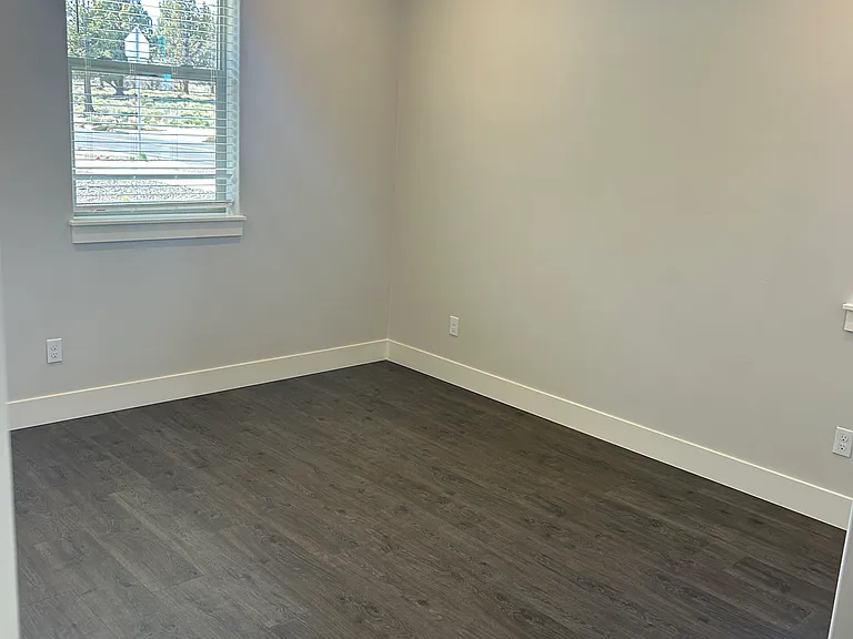 20594 SE Nina Ave — Photo 10