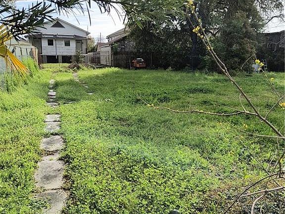 4th image of 5151 Lafaye St