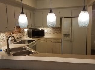 365 W Illinois Ave APT 11, Southern Pines, NC 28387