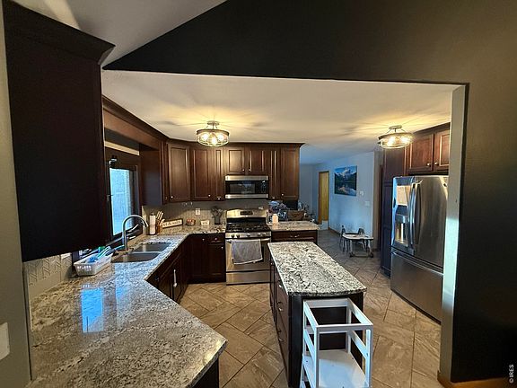 5th image of 14455 Greenway Dr