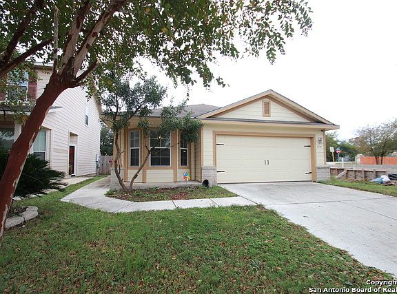3rd image of 9718 Acadian Dr