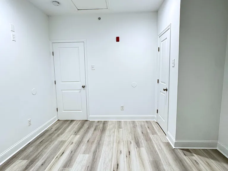 3857 N Broad St #3 — Photo 8