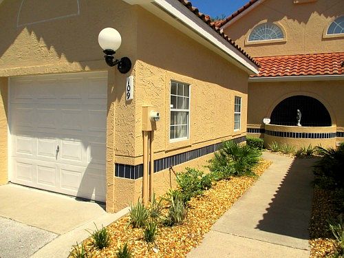 1 car garage