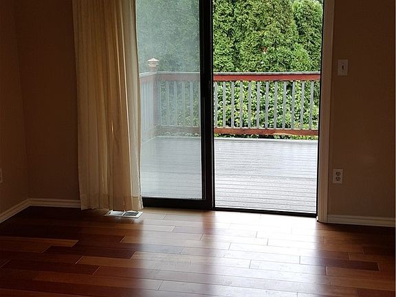 3rd image of 12718 NE 132nd Pl
