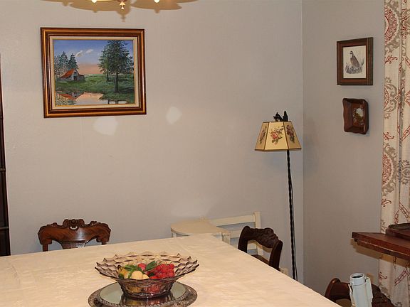 5th image of 89 Kingwood Dr