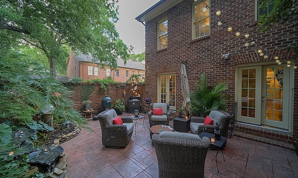1st image of 4412 Columbine Ct #26