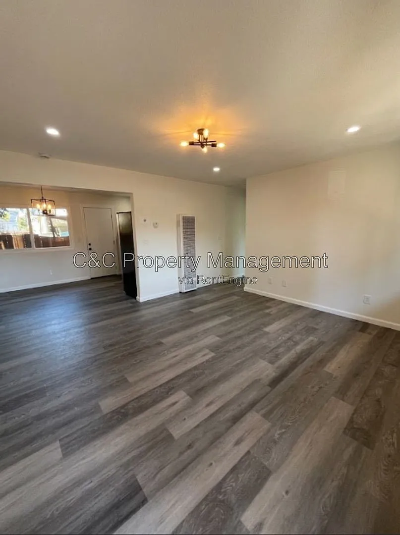 3 bed, 1.0 bath, 1000 sqft, $3,450 — Photo 1