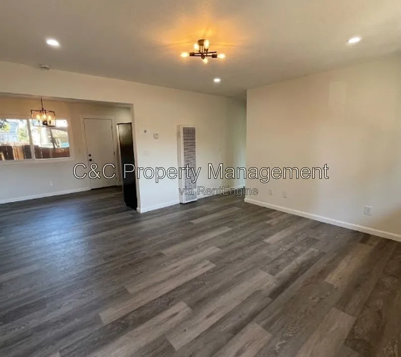 6628 Helen Ct #B
