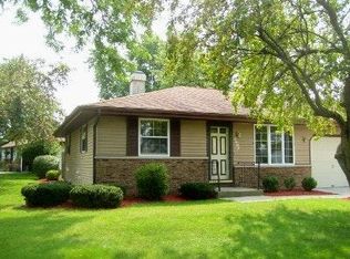 4220 Bristol Dr #A, Janesville, WI 53546