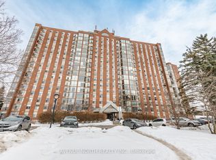 2759 Carousel Cres #308, Ottawa, ON K1T2N5