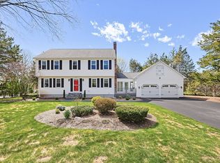 45 James St, Mansfield, MA 02048