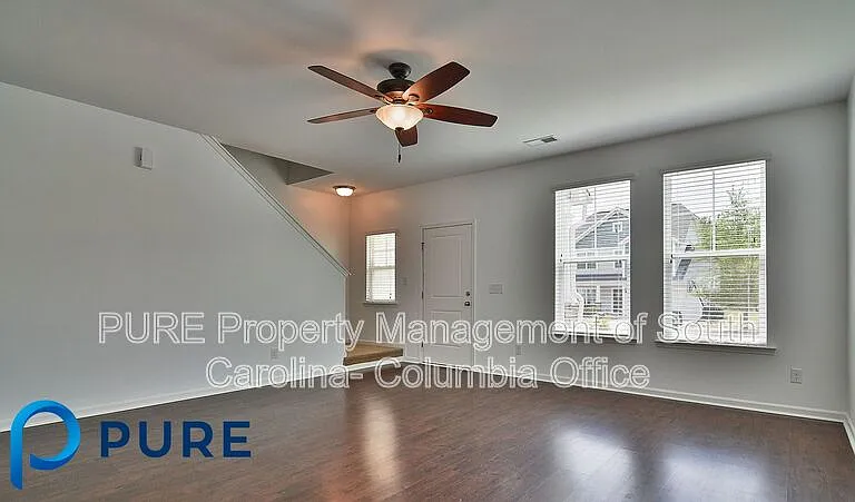 621 Blue Ledge Cir — Photo 16