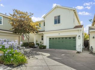 663 Falling Star Dr, Martinez, CA 94553
