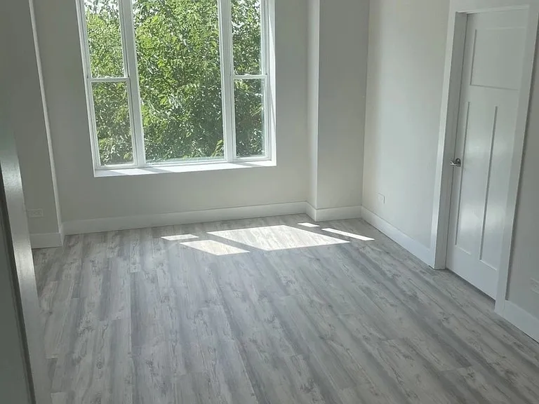 2828 W Fulton St #1 — Photo 3