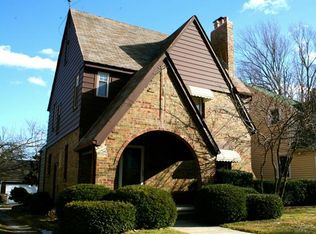 34 Mohawk Rd, Pontiac, MI 48341