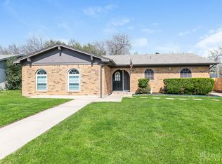 610 NW Barbara Ln, Burleson, TX 76028