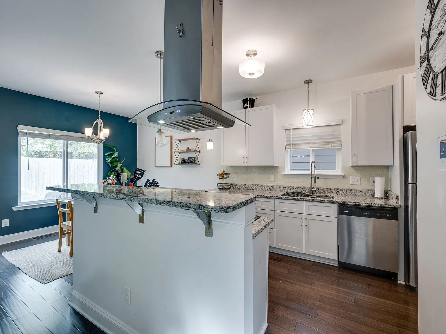 3 bed, 1678 sqft, $2,450 — Photo 4