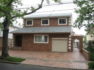 330 Whitman Dr, Brooklyn, NY 11234