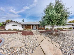 1490 W Barstow Ave, Fresno, CA 93711