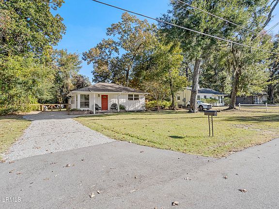 3rd image of 1810 Battery Park Drive
