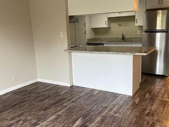 3rd image of 6820 N 35th Ave Unit E