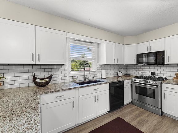 2nd image of 306 E 8th St