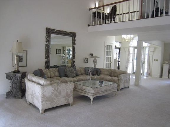 4th image of 51719 Pebble Brooke Dr