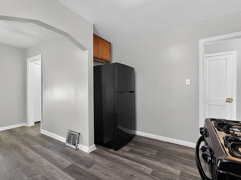 6370 Brace St — Photo 8