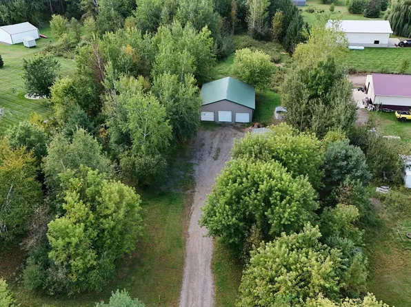 32194 Rendova St NE, Cambridge, MN 55008