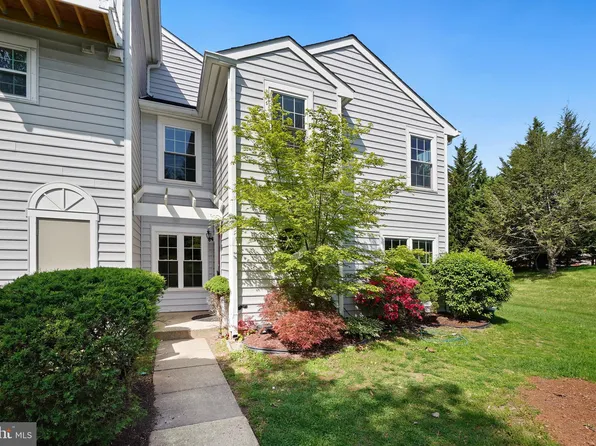 24 Amarillo Ct #125, Germantown, MD 20874