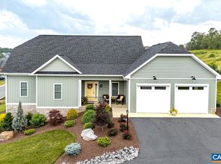 219 Heather Ln, Staunton, VA 24401