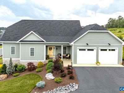 219 Heather Ln, Staunton, VA, 24401
