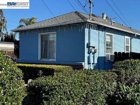 2nd image of 20942 Wilbeam Ave