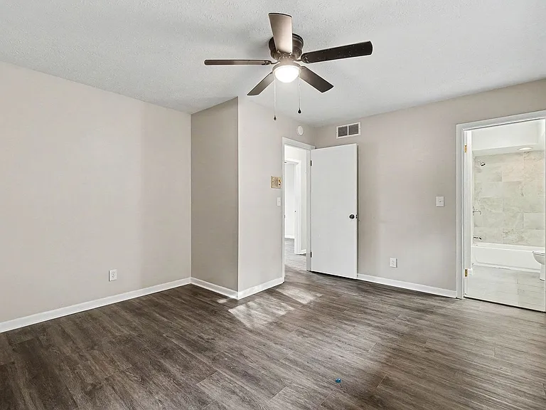 334 Hyde Park Dr — Photo 19