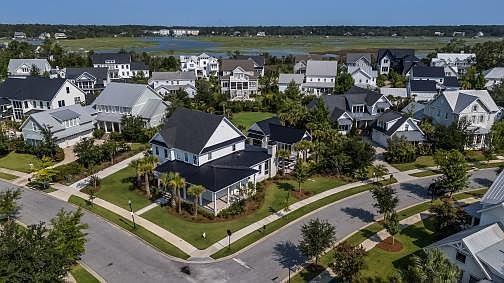 5th image of 201 Black Powder Ln