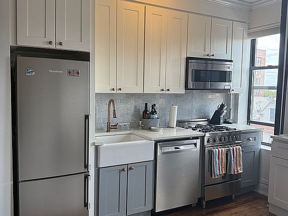 2nd image of 4222 Ketcham St #D11
